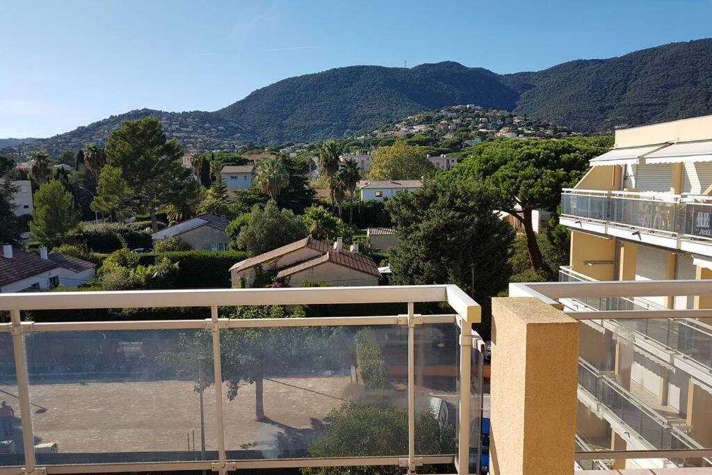 Appartement Deux Pieces , Climatise, Terrase, Cavalaire Eksteriør billede