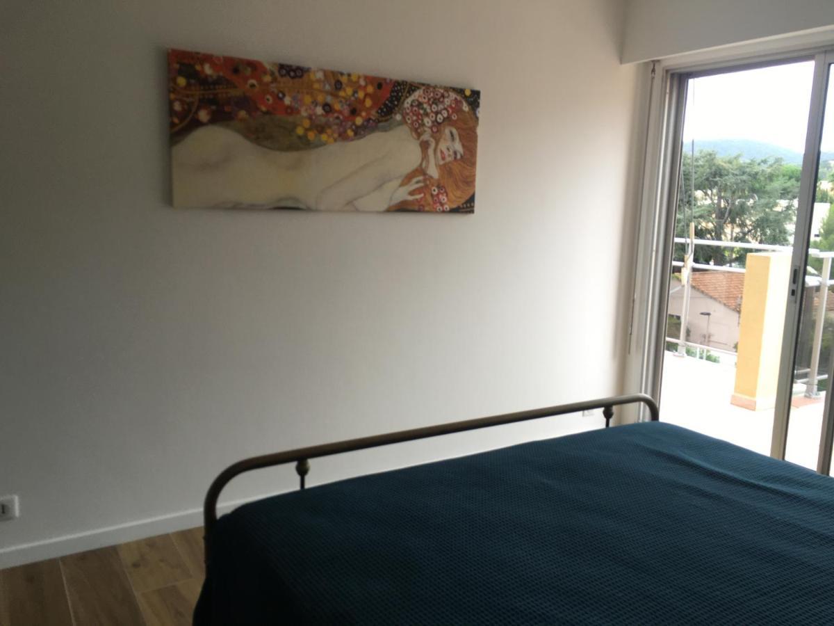 Appartement Deux Pieces , Climatise, Terrase, Cavalaire Eksteriør billede