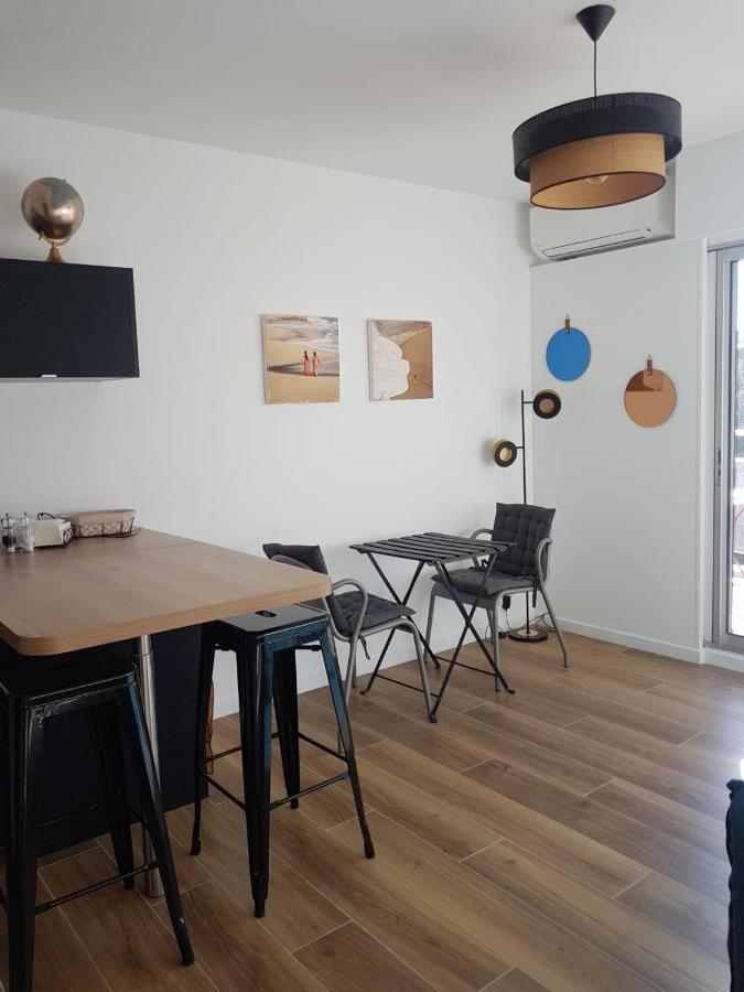 Appartement Deux Pieces , Climatise, Terrase, Cavalaire Eksteriør billede