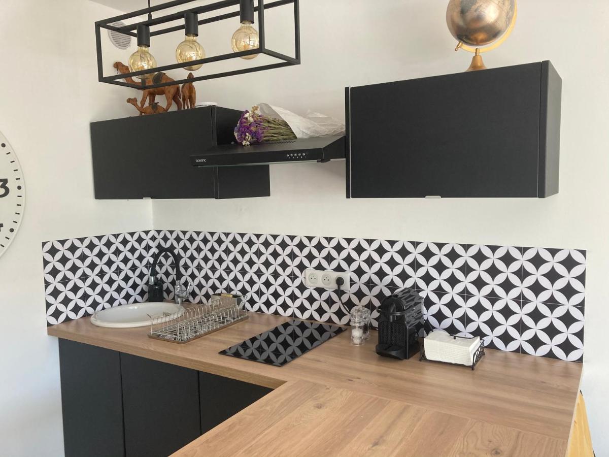Appartement Deux Pieces , Climatise, Terrase, Cavalaire Eksteriør billede